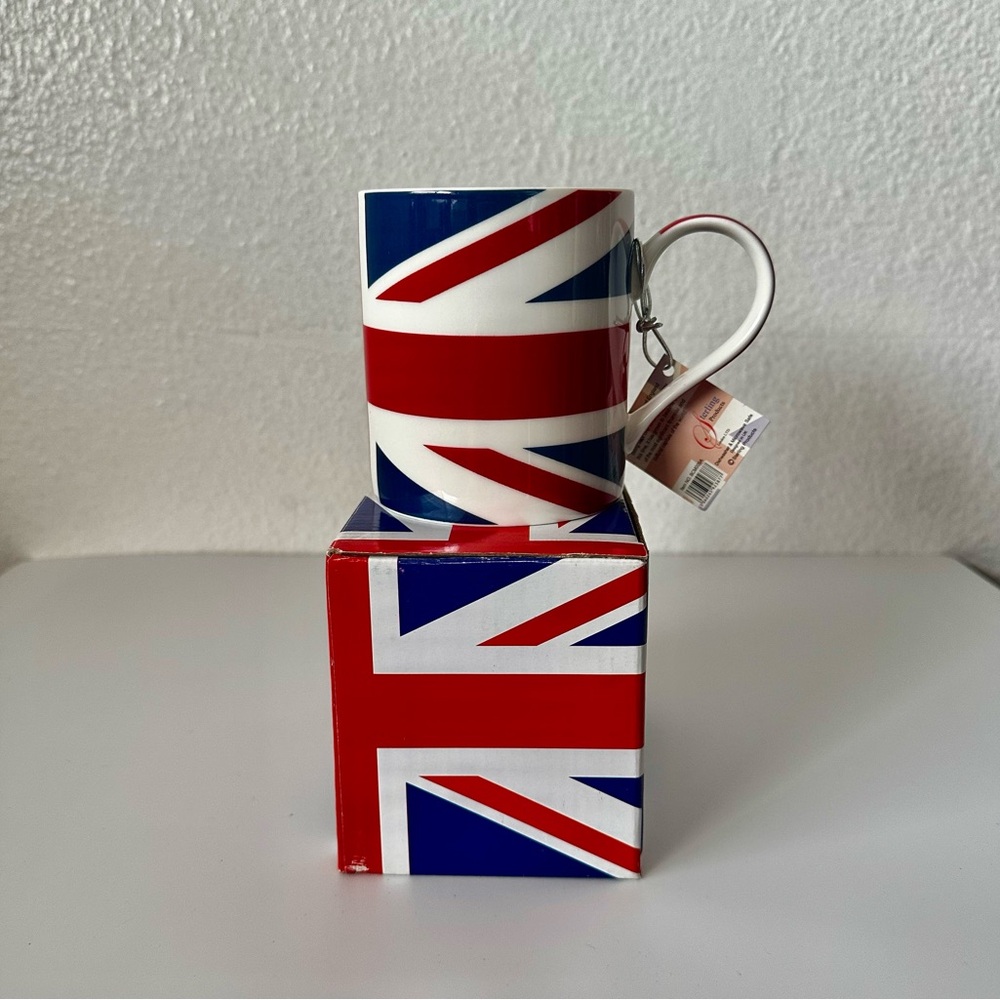 England Souvenier Coffee Mug Cup Brand New - Picture 3 of 7
